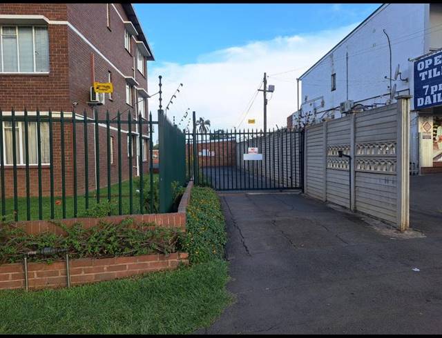 1 BEDROOM APARTMENT FOR SALE IN PELHAM